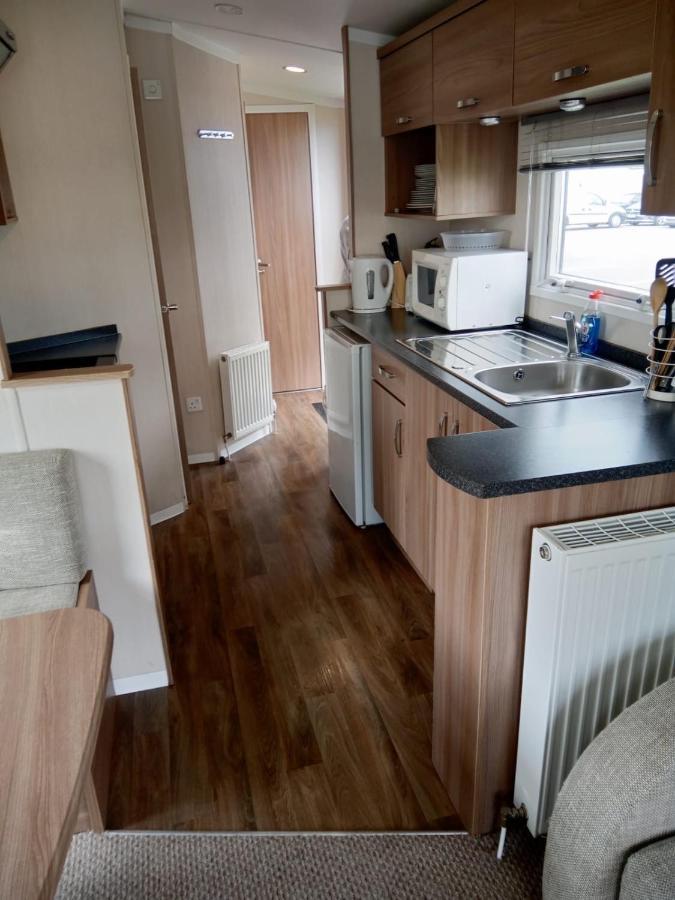 Swift Loire Hotel Jaywick Sands Екстериор снимка